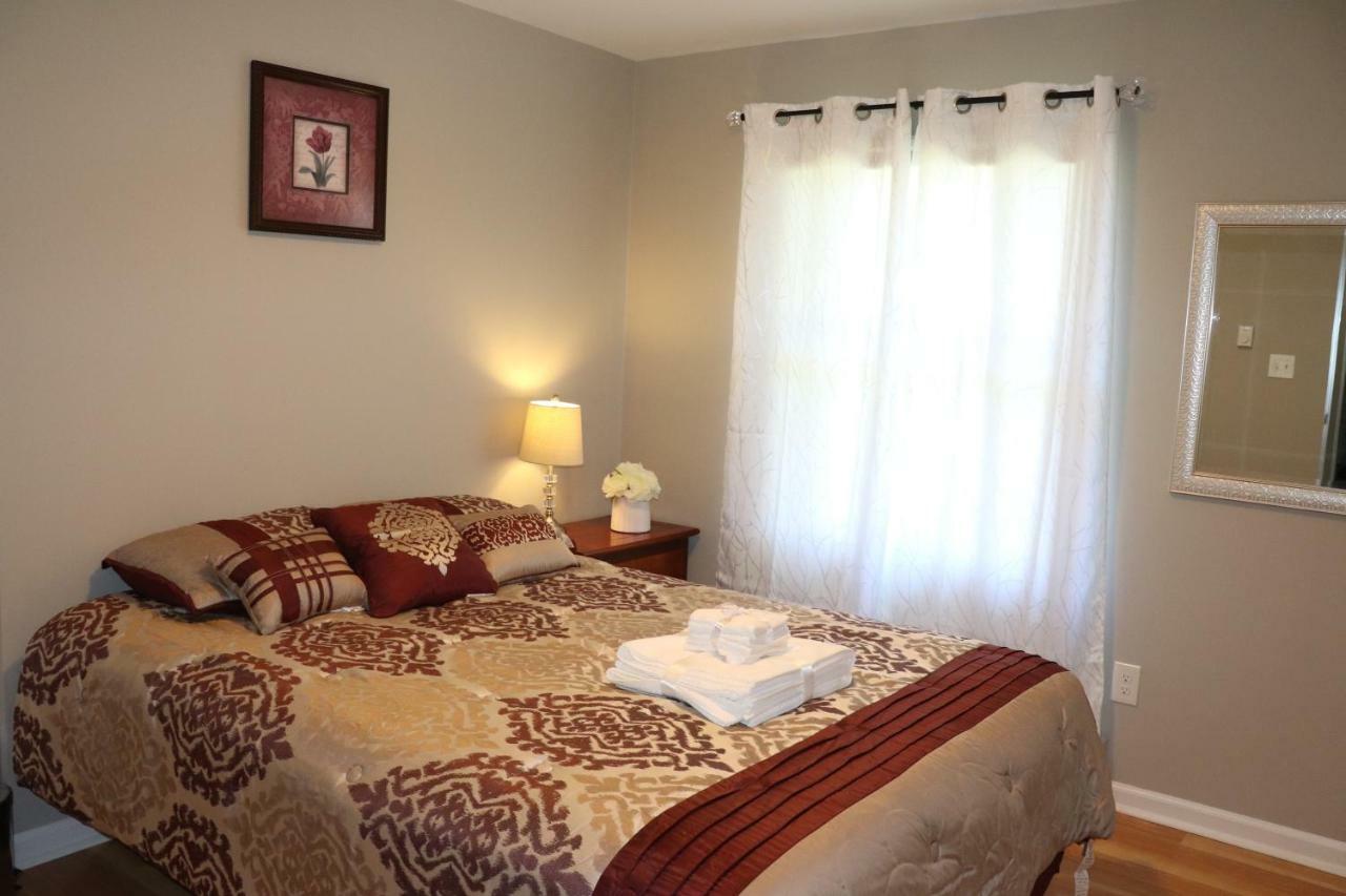 Private Room At Home Near Iad-Sterling Kültér fotó